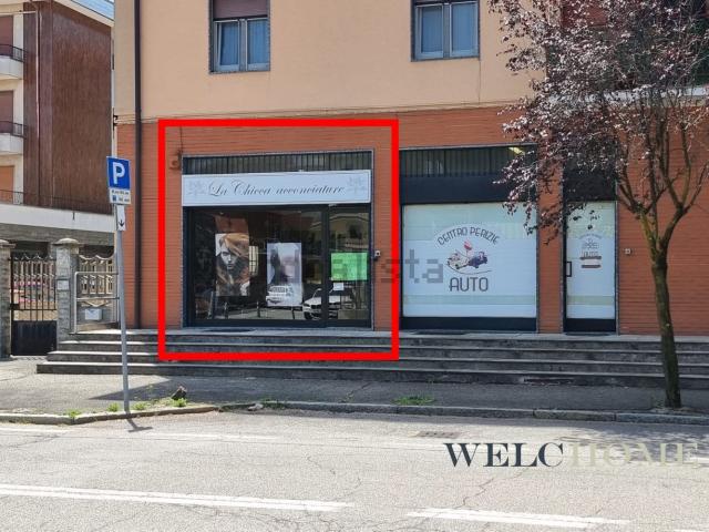 Locale in affitto di 51 m² in Via Roma, 128