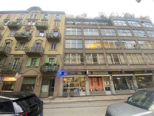 Locale in affitto di 51 m² in Via San Secondo, 10