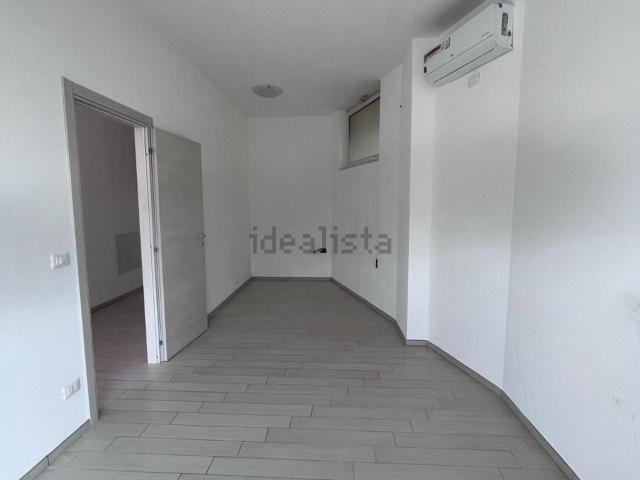 Locale in affitto di 52 m² in Via Cavalieri di Vittorio Veneto, 11