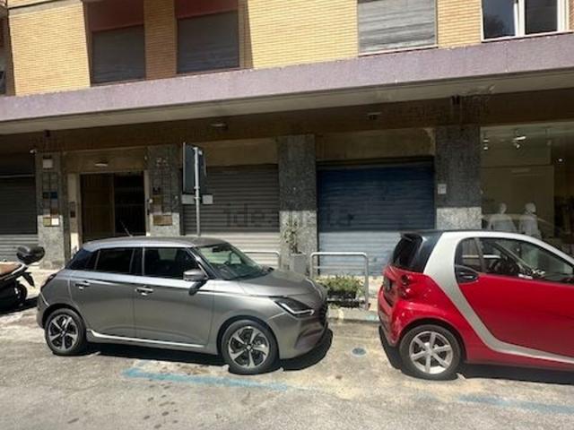 Locale in affitto di 52 m² in Via Dogali, 50
