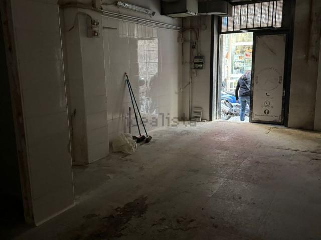 Locale in affitto di 52 m² in Via San Giuseppe dei Ruffi, 3