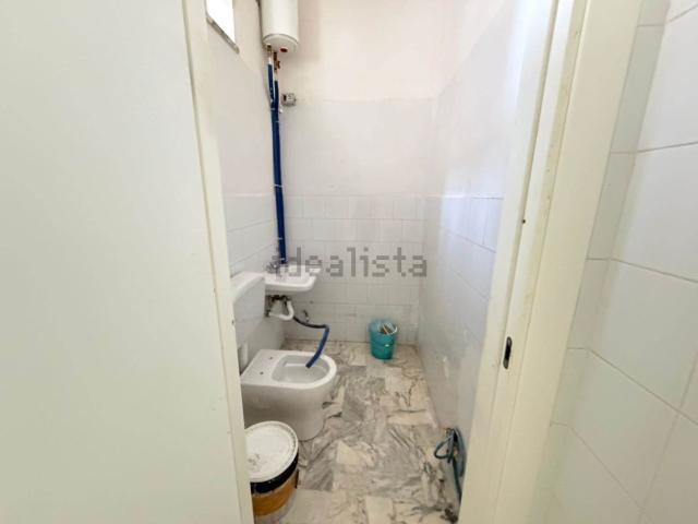 Locale in affitto di 52 m²