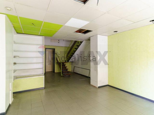 Locale in affitto di 57 m² in Via Etnea, 557