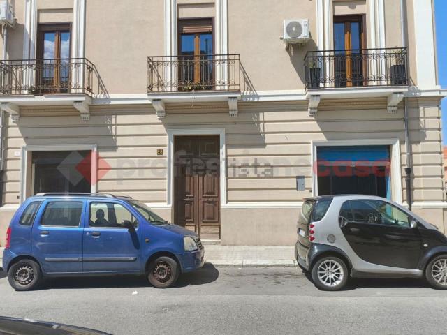Locale in affitto di 57 m² in Via Sbarre Centrali, 86