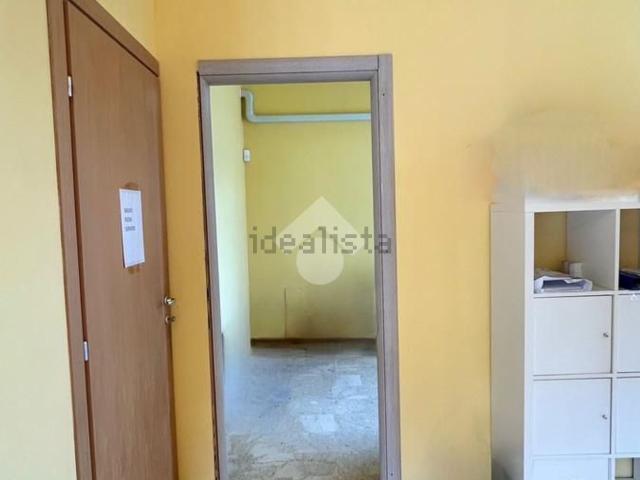 Locale in affitto di 54 m² in Largo Madonna Alta, 27