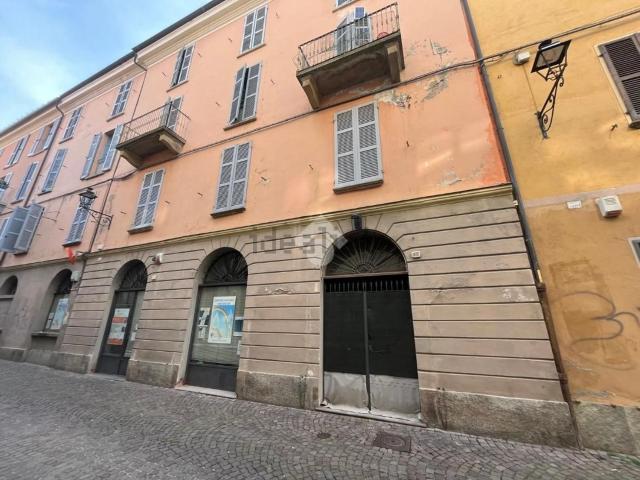 Locale in affitto di 54 m² in Via del Pino, 62