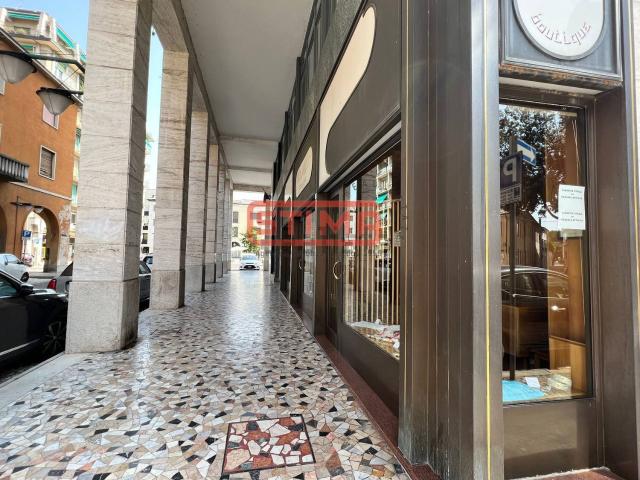 Locale in affitto di 54 m²