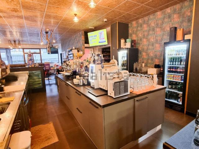 Locale in affitto di 550 m² in Via Brendibusio, 24