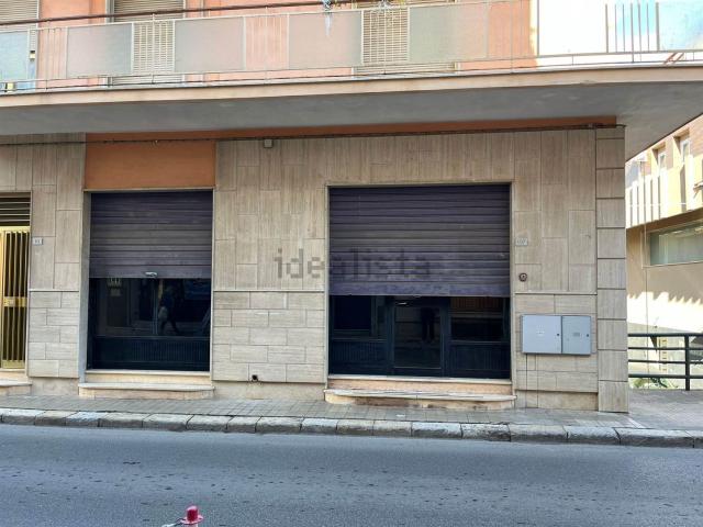 Locale in affitto di 55 m² in Corso Nunzio Costa, 107