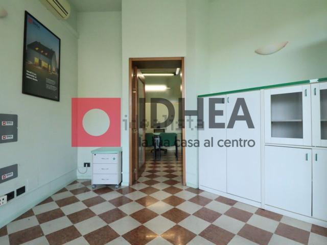 Locale in affitto di 55 m² in Piazza A. Moro