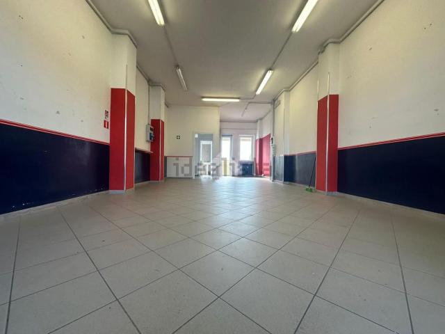 Locale in affitto di 55 m² in Via Torino, 16