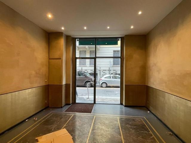 Locale in affitto di 55 m² in Via Varese