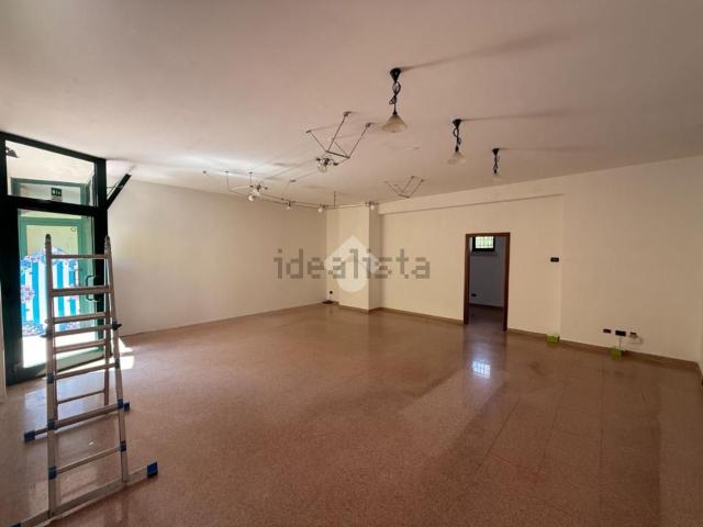 Locale in affitto di 55 m² in Via Arasella, 76