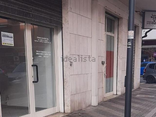 Locale in affitto di 55 m² in Via Corradino d&apos Ascanio, 24