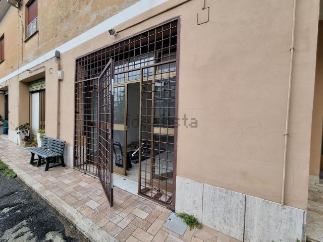 Locale in affitto di 55 m² in Via della Riserva Grande