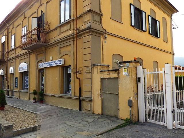 Locale in affitto di 55 m² in Via I Maggio, 42