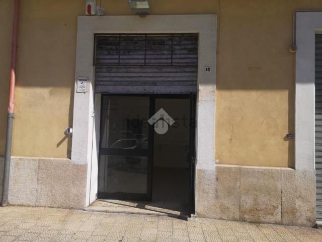 Locale in affitto di 55 m² in Via Maggiore Vincenzo della Rocca, 15