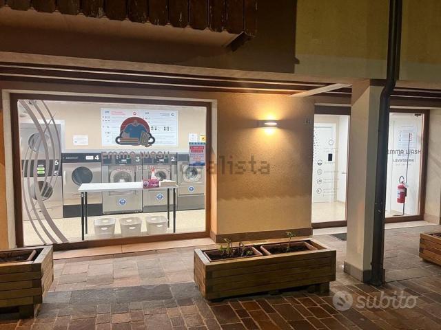 Locale in affitto di 55 m² in Via Roma, 62