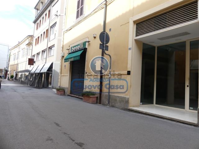 Locale in affitto di 55 m² in Via Salara, 14