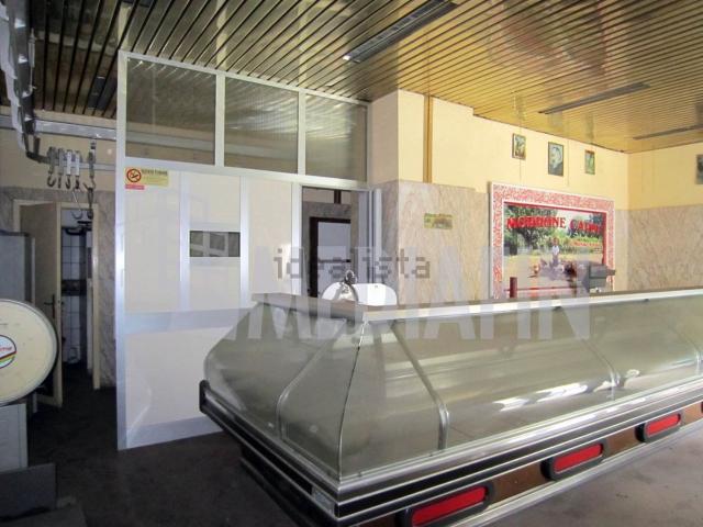 Locale in affitto di 55 m² in Via Silvestro de Franchis, 11