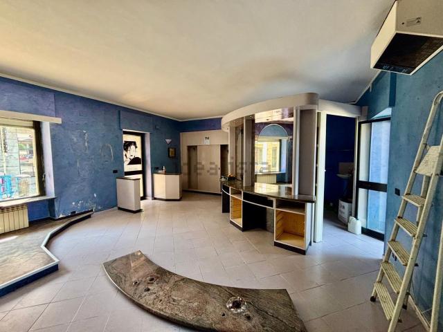 Locale in affitto di 55 m² in Viale Regina Margherita, 8