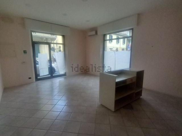 Locale in affitto di 55 m²