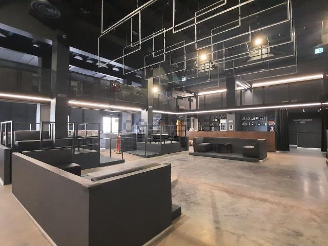 Locale in affitto di 560 m² in Via G. B. Brunelli