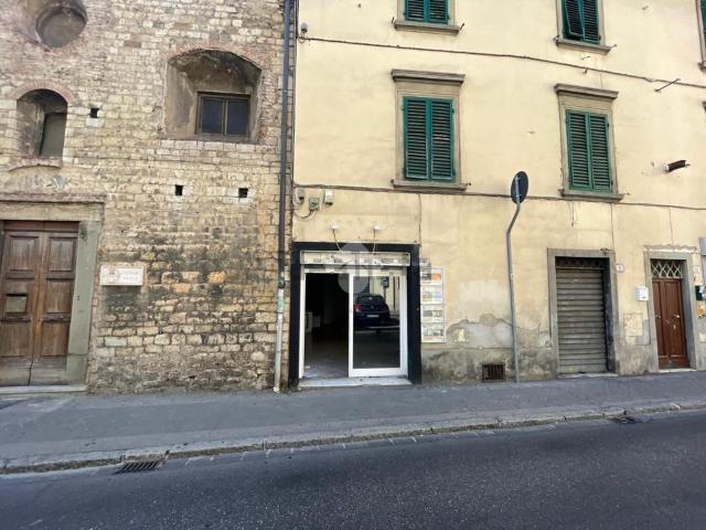 Locale in affitto di 56 m² in Piazza San Marco, 8