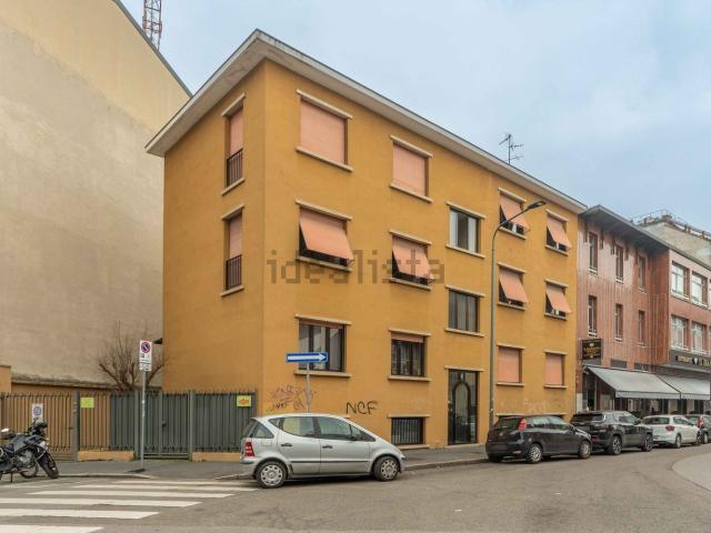 Locale in affitto di 56 m² in Via Modica