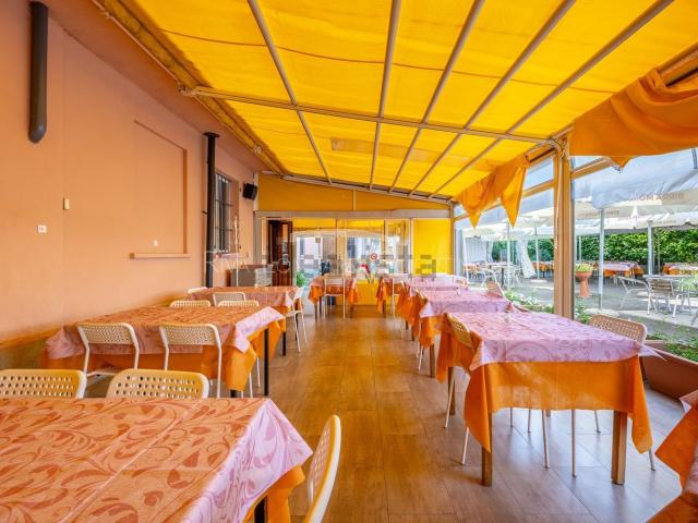 Locale in affitto di 589 m² in Via Rodolfo Morandi, 3
