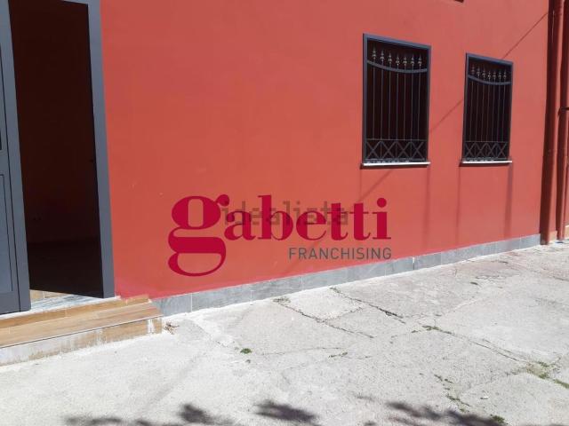 Locale in affitto di 59 m² in Via P. Bronzetti, 23