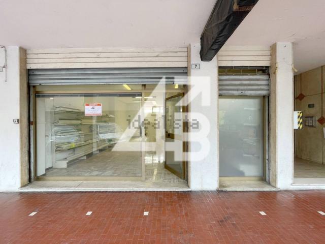 Locale in affitto di 63 m² in Viale I Maggio, 7
