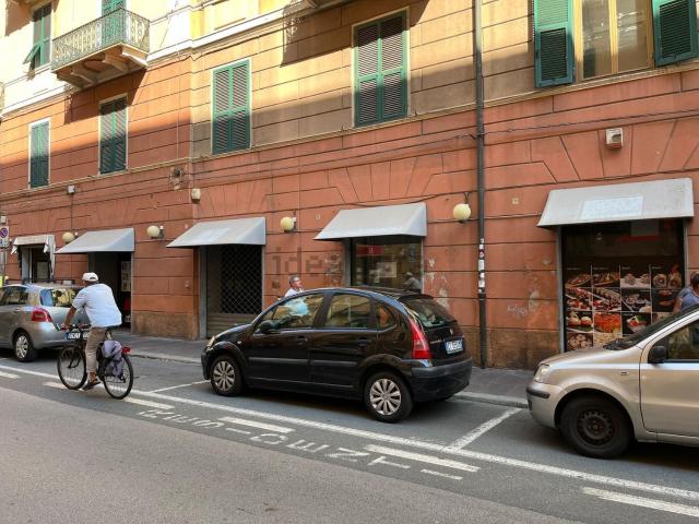 Locale in affitto di 600 m² in Via Bartolomeo Guidobono, 7