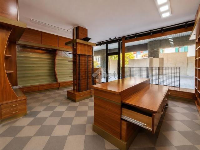 Locale in affitto di 60 m² in Largo Vittoria, 1
