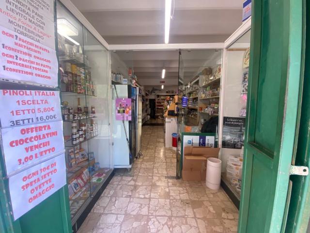 Locale in affitto di 60 m² in Piazza Dei Micone, 4