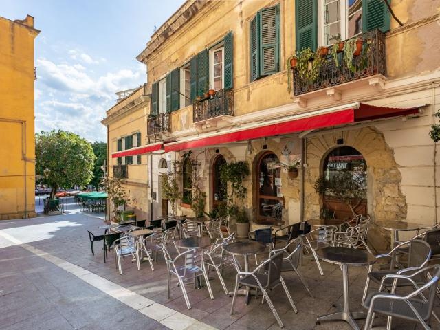 Locale in affitto di 60 m² in Salita di Santa Chiara, 6
