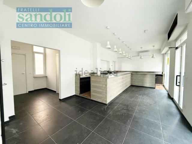 Locale in affitto di 60 m² in Via Trino