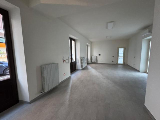 Locale in affitto di 60 m² in Via Vincenzo Gioberti, 8