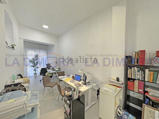 Locale in affitto di 60 m² in Via Vittorio Veneto