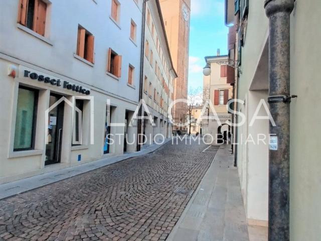 Locale in affitto di 60 m² in Via Antonio Altan, 13