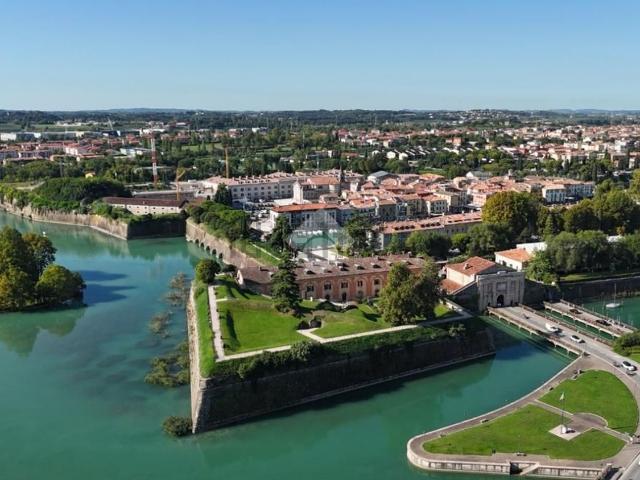 Locale in affitto di 60 m² in Via Bell&apos Italia, 1