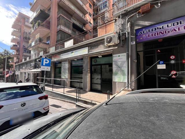 Locale in affitto di 60 m² in Via Caronda, 385