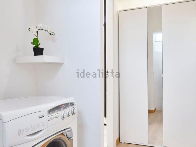 Locale in affitto di 60 m² in Via dei Piatti, 6