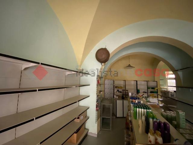 Locale in affitto di 60 m² in Via dell&apos  Origine