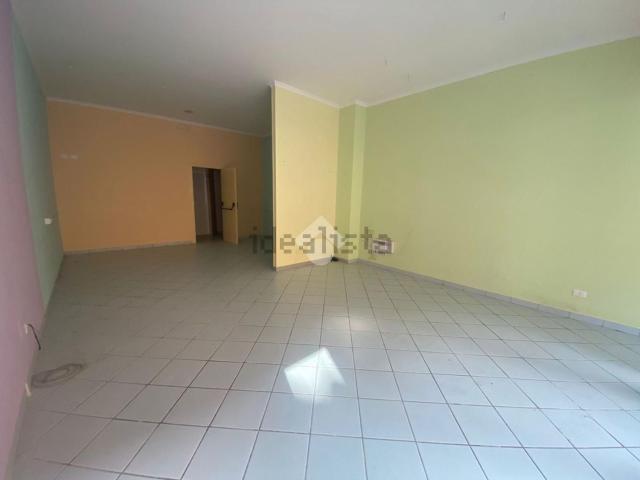 Locale in affitto di 60 m² in Via Domenico Serafini