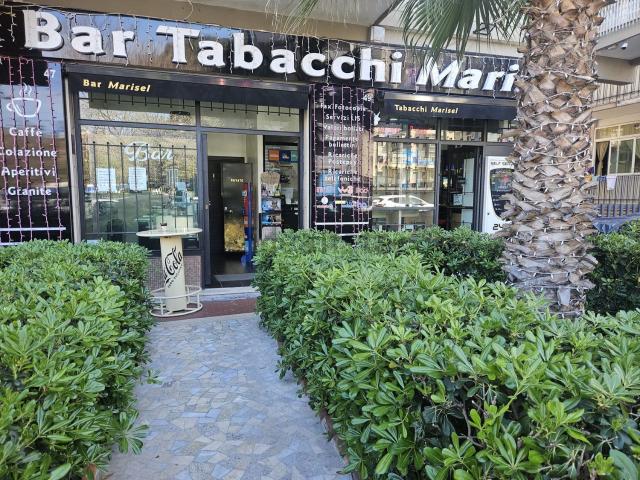 Locale in affitto di 60 m² in Via Eleonora D&apos Angiò, 47