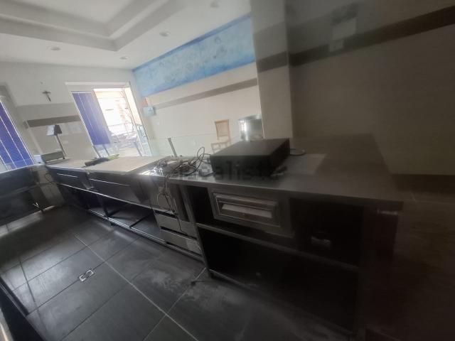 Locale in affitto di 60 m² in Via Firenze, 17