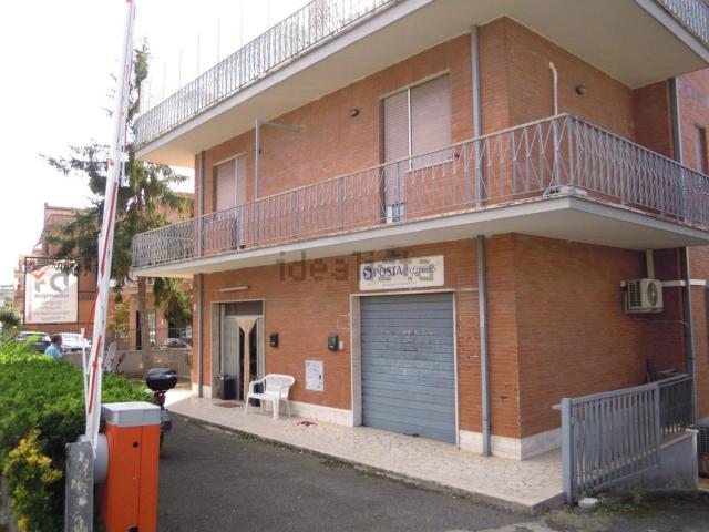 Locale in affitto di 60 m² in Via Fosso del Poggio