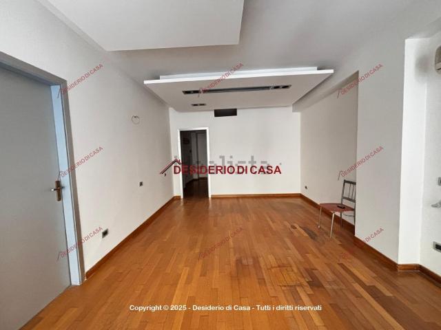 Locale in affitto di 60 m² in Via G. Matteotti, 72