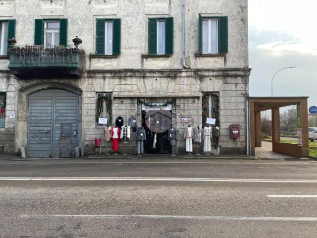 Locale in affitto di 60 m² in Via Giacomo de Medici, 4